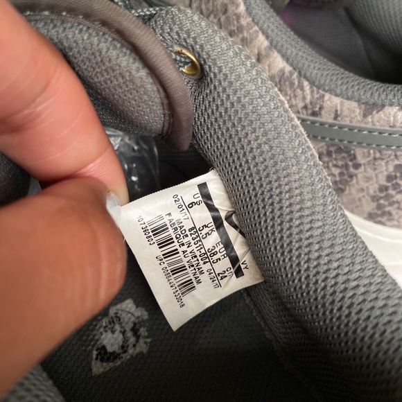 Nike Air Force 1 SNAKE SKIN - Picture 6 of 6